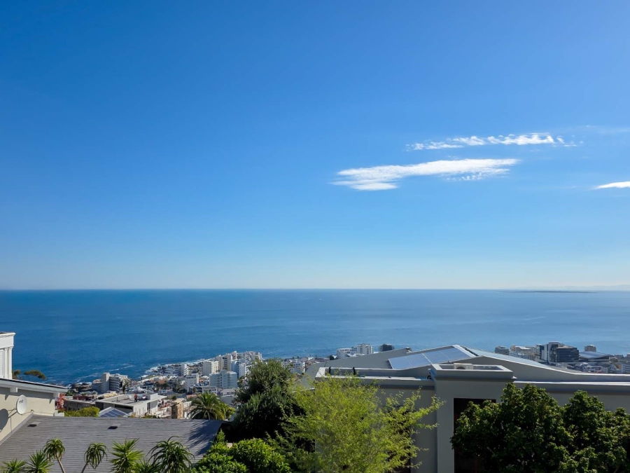 5 Bedroom Property for Sale in Fresnaye Western Cape